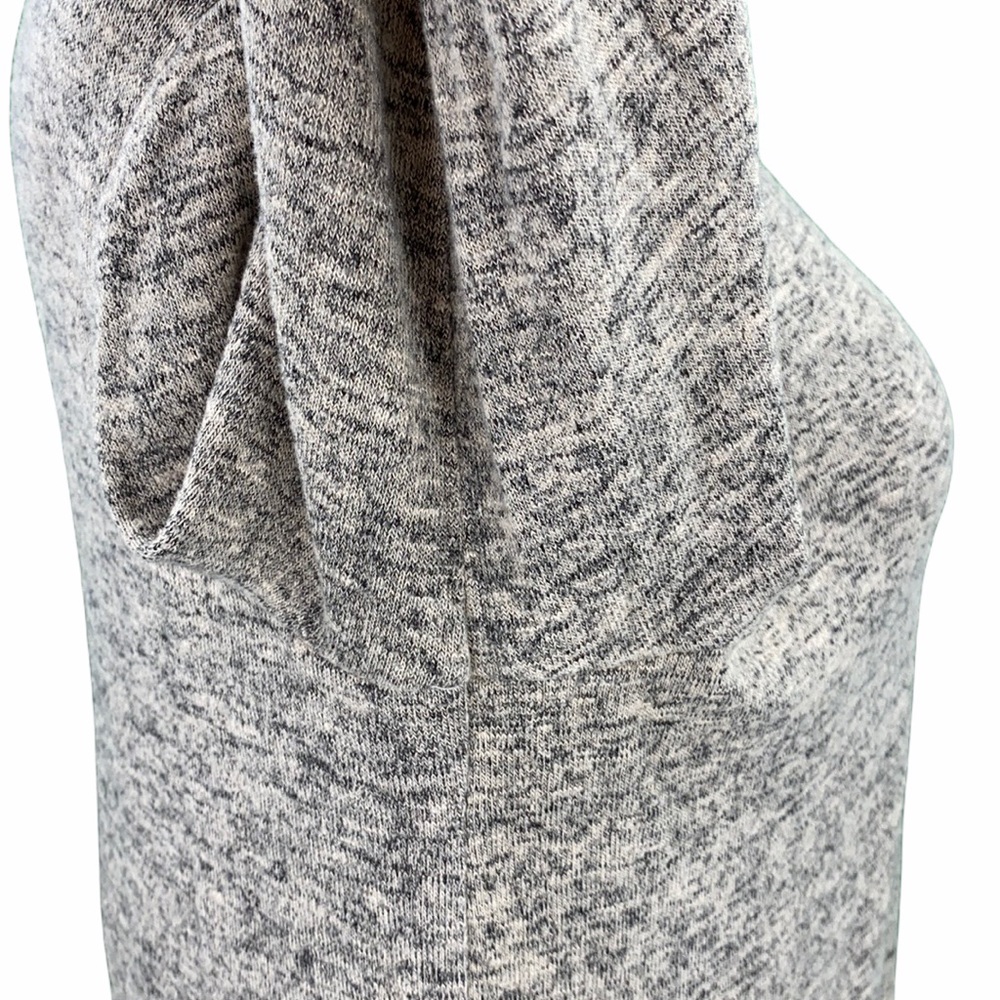 Chelsea & Theodore Beige Twist Hem Tee - Picture 6 of 12